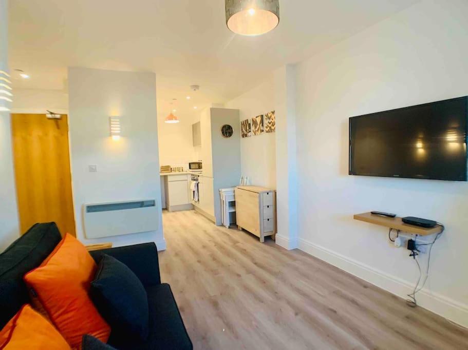 Lovely Central Bournemouth Flat 10 Minute To Beach Apartment Екстериор снимка